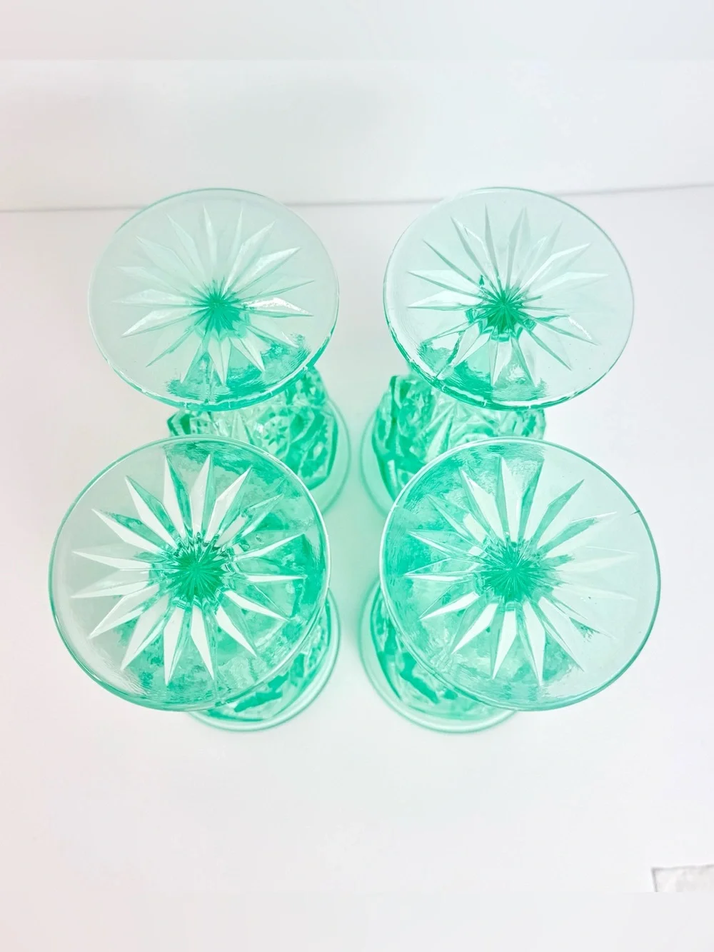 Vintage Imperial Aqua Set Of 4 Water Goblet Feather Notching Mint Condition
